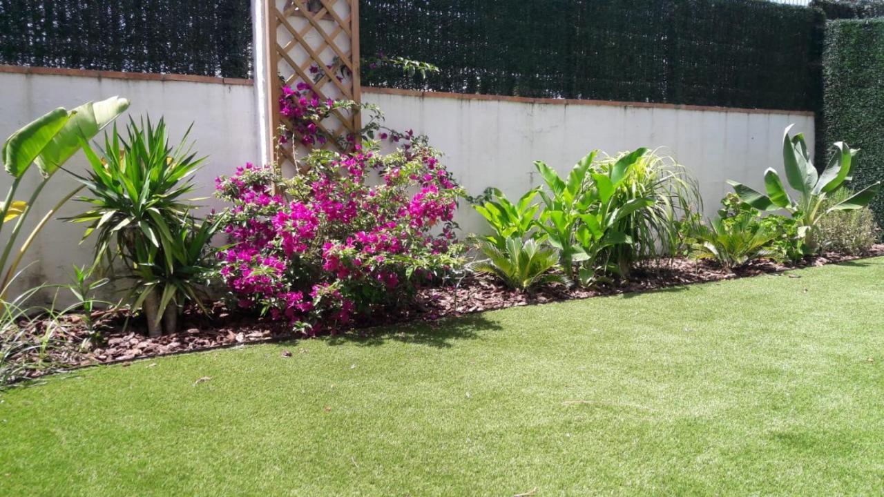 A Golf & Beach Chez Pascale Et Alain Alcaidesa Exterior photo